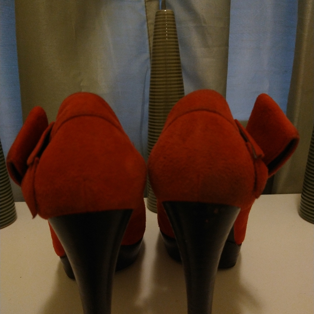 Shoes - Picture 4 of 5